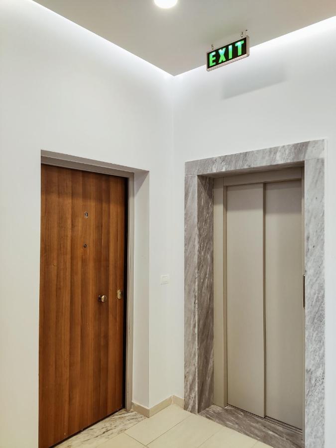El Rio Apartments Sarandë Exterior foto