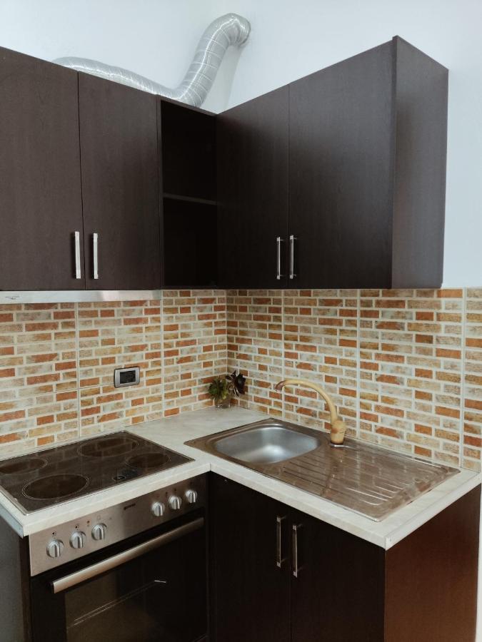 El Rio Apartments Sarandë Exterior foto