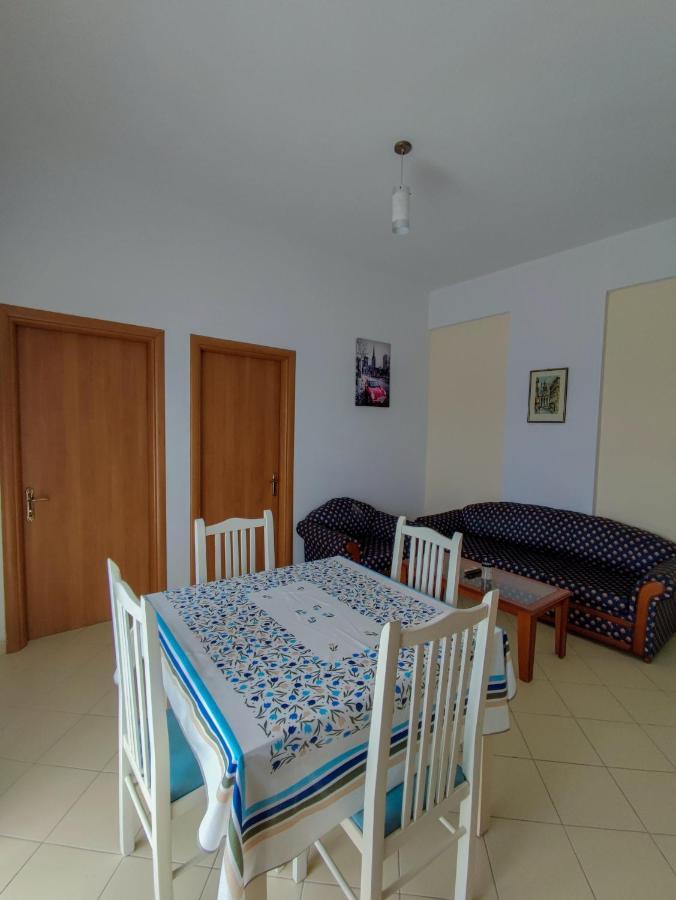 El Rio Apartments Sarandë Exterior foto