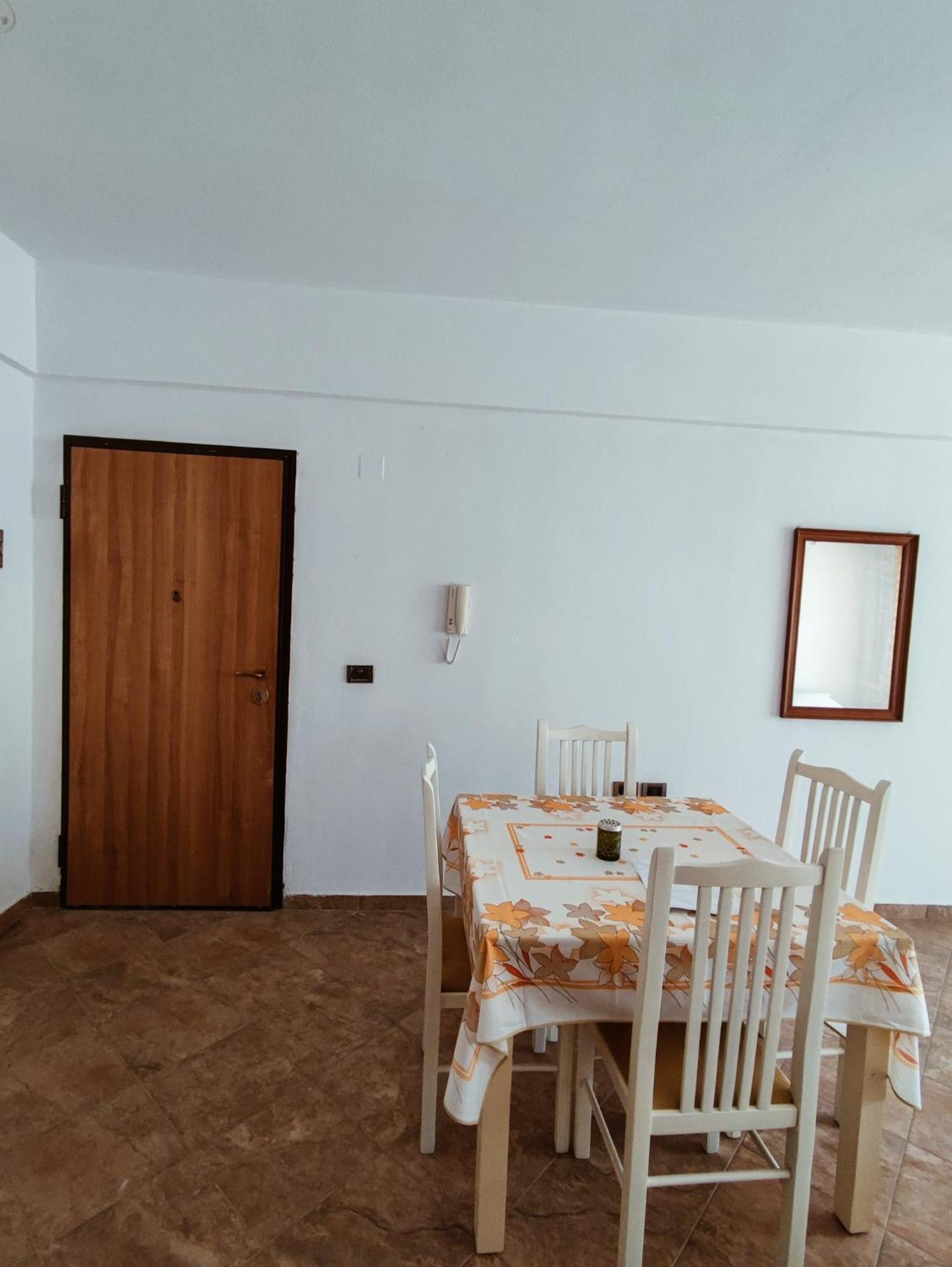 El Rio Apartments Sarandë Cameră foto