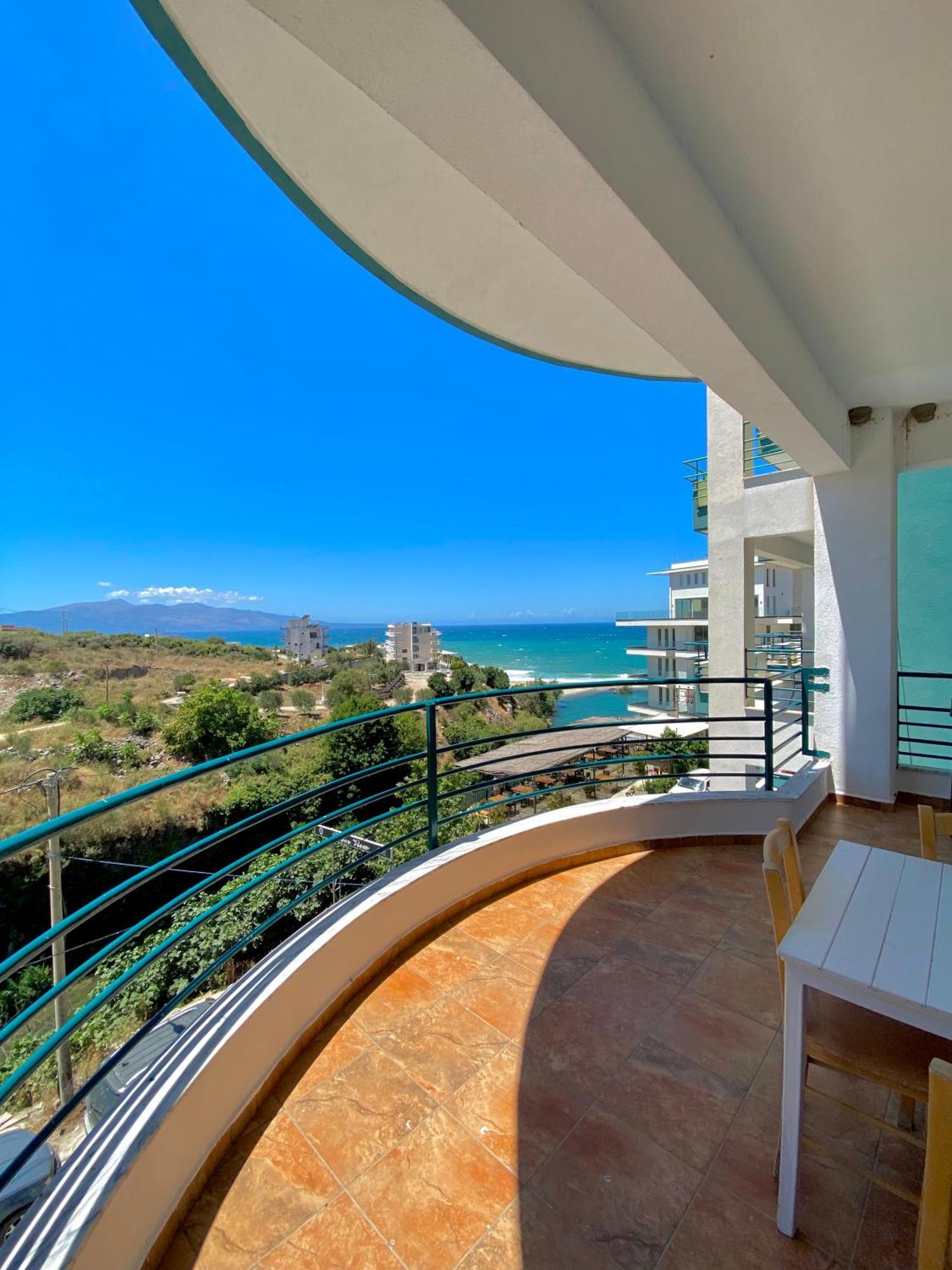 El Rio Apartments Sarandë Exterior foto